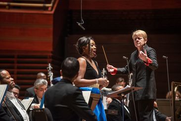 Angel Blue & Marin Alsop © Matthew Hall